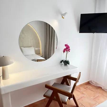 Hotel Galini Náousa Buitenkant foto